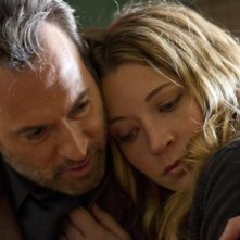Sarah Roemer e Scott Patterson nell'episodio Turnabout di The Event