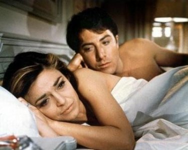 Dustin Hoffman ed Anne Bancroft in una scena del film Il laureato