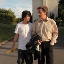 Jeremie Duvall e Francois Cluzet in Mon père est femme de ménage