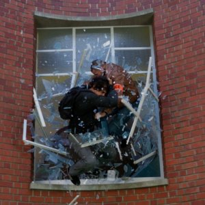 Una spettacolare scena dell'action poliziesco La proie