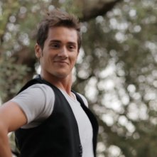 Vincenzo Mingolla è un ballerino siciliano nel film Dance for Life