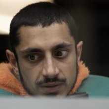 Riz Ahmed nel film Four lions
