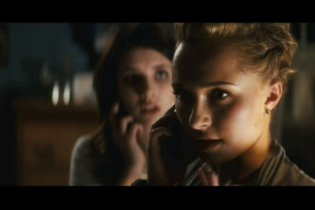 Scream 4 - Clip 'Closet'