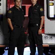 Craig Olejnik e Ennis Esmer in una foto promozionale della serie The Listener