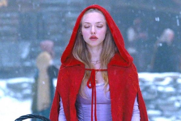 Amanda Seyfried è Cappuccetto Rosso Sangue: 200342 - Movieplayer.it