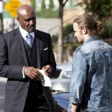 Billy Lush e Delroy Lindo nell'episodio Black Hand and the Shotgun Man di The Chicago Code