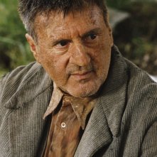 Daniel Auteuil è Pascal Amoretti in La fille du puisatier