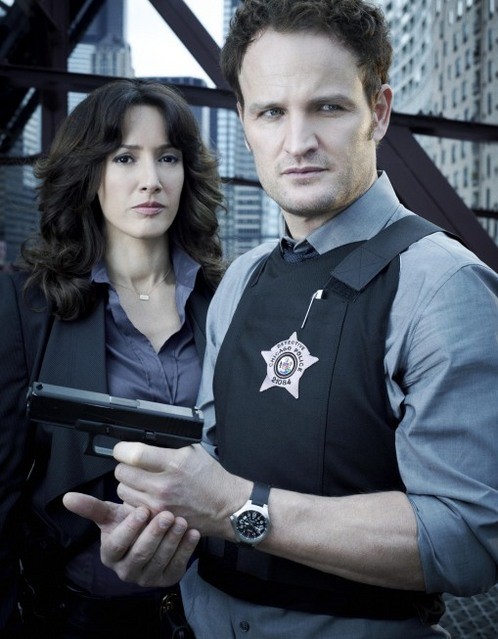 Jason Clarke E Jennifer Beals In Una Foto Promozionale Di The Chicago Code 200390