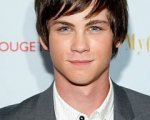 Logan Lerman è l'unico ragazzo che vive a New York