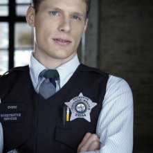 Matt Lauria in una immagine promozionale di The Chicago Code