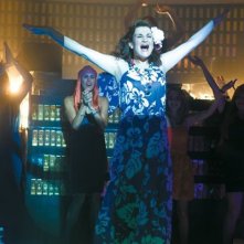 Armelle Lesniak in una sequenza musicale de La croisiere