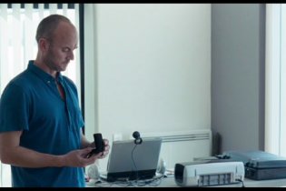 L'altra verità - Clip 'Da quanto tempo stai qui'