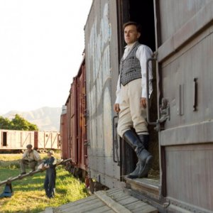 Christoph Waltz è August nel dramma Come l'acqua per gli elefanti