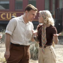 Christoph Waltz e Reese Witherspoon sono August e Marlena nel film Come l'acqua per gli elefanti