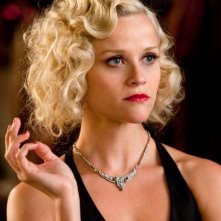 Reese Witherspoon è la fascinosa Marlena di Come l'acqua per gli elefanti