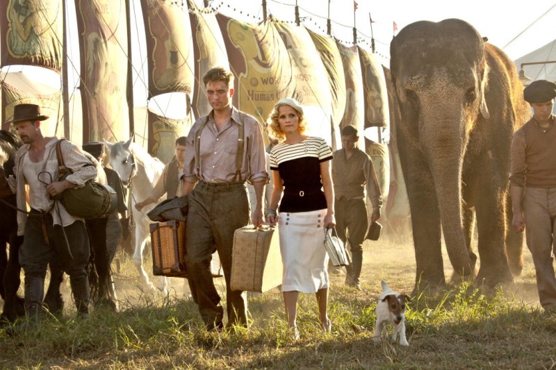 Robert Pattinson E Reese Witherspoon Sono Jacob E Marlena Nel Film Come L Acqua Per Gli Elefanti Del 200628