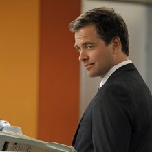 DiNozzo (Michael Weatherly) in una scena dell'episodio Two Faced di NCIS