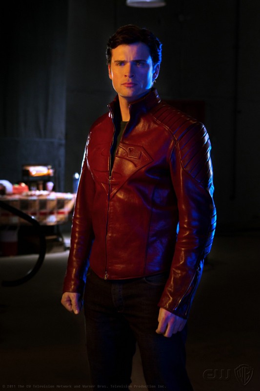 The Blur Tom Welling In Una Scena Dell Episodio Booster Di Smallville 200979