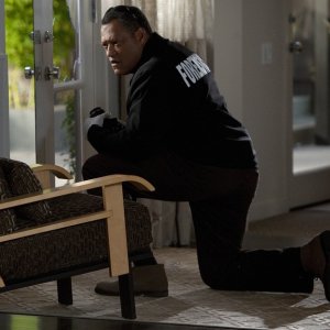 Langston (Laurence Fishburne) in una sequenza dell'episodio Hitting for the Cycle di CSI: Scena del crimine