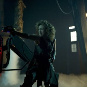 Alex Kingston nell'episodio Day Of The Moon di Doctor Who