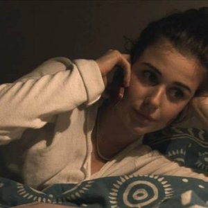 Nina Torresi in una scena del film Diciottanni - Il mondo ai miei piedi