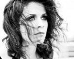 Lauren Stamile nel cast di Burn Notice