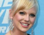 The Dictator: Anna Faris, Kristen Wiig o Gillian Jacobs?