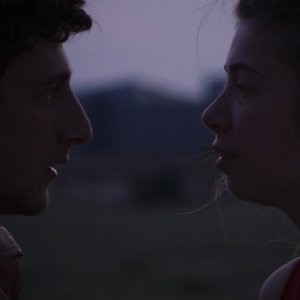 Alexandra Pirici in un'immagine del film Hai paura del buio (2010)