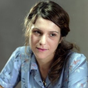 Primo piano di Isabella Ragonese dal film Il primo incarico