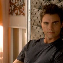 Colin Egglesfield in una scena della commedia romantica Something Borrowed