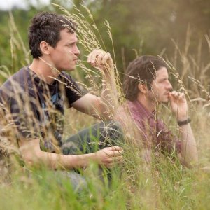 Nicolas Giraud e Clément Sibony in una scena del film Voir la mer