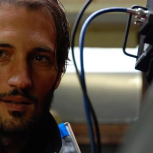 Luigi Iacuzio in una scena del film La misura del confine