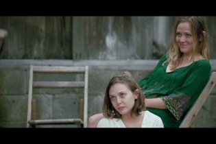 Martha Marcy May Marlene - Trailer