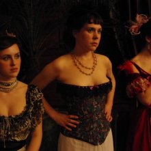 Una sensuale scena del film L'apollonide (Souvenirs de la maison close)