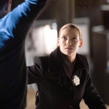 Anna Torv nell'episodio The Day We Died di Fringe