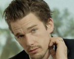 Atto di forza per Ethan Hawke