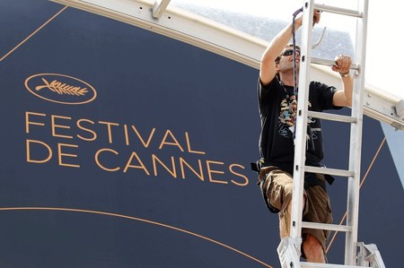 Festival Di Cannes 2011 Ultimi Preparativi Prima Del Debutto Della 64Esima Edizione Del Festival 202810