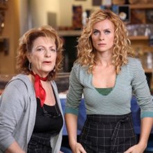 Fioretta Mari e Serena Autieri nei panni di madre e figlia per Fratelli Detective