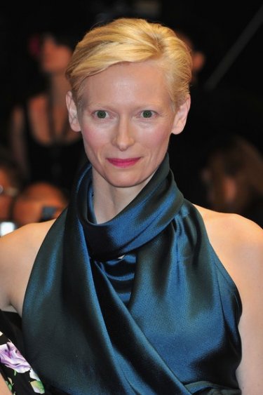 Cannes 2011: Tilda Swinton, protagonista di We Need To Talk About Kevin, sul red carpet
