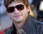 Due uomini e mezzo: Ashton Kutcher sostituisce Charlie Sheen