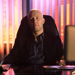 Lex Luthor (Michael Rosenbaum) nell'episodio Finale di Smallville