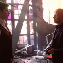 Tom Welling e Michael Rosenbaum nell'episodio Finale di Smallville