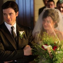 Tom Welling ed Erica Durance in un momento dell'episodio Finale di Smallville