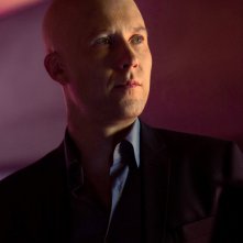 Un primo piano di Lex (Michael Rosenbaum) nell'episodio Finale di Smallville
