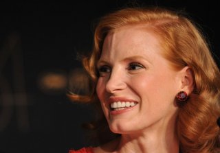 Cannes 2011: la bella Jessica Chastain presenta The Tree of Life in conferenza stampa.
