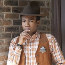 Donald Glover nell'episodio Paradigms of Human Memory di Community