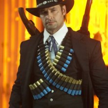 Josh Holloway nell'episodio A Fist Full of Paintballs di Community