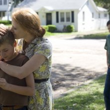 Jessica Chastain in una scena familiare di The Tree of Life