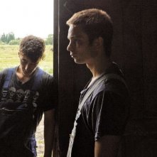 Kai Michael Müller e Lukas Steltner in una scena del film Harvest