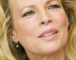 Kim Basinger oltre il muro